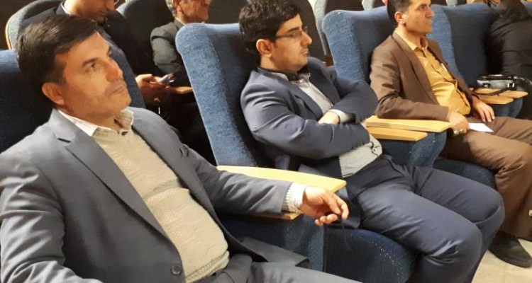 مراسم جشن بزرگ انقلاب در شهر صحنه برگزار شد