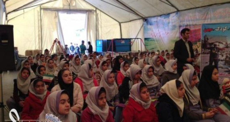 برگزاری برنامه های متنوع فرهنگی در منطقه زلزله زده سرپل ذهاب با رویکری خلاقانه 