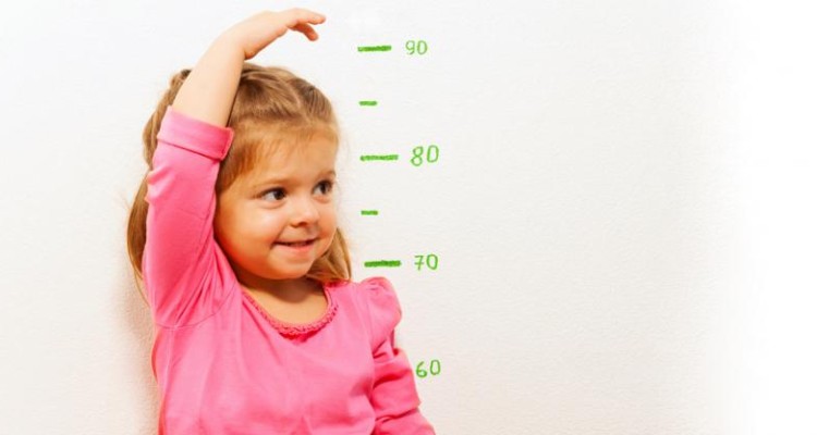 تغذیه کودک و اهمیت آن در سنین رشد