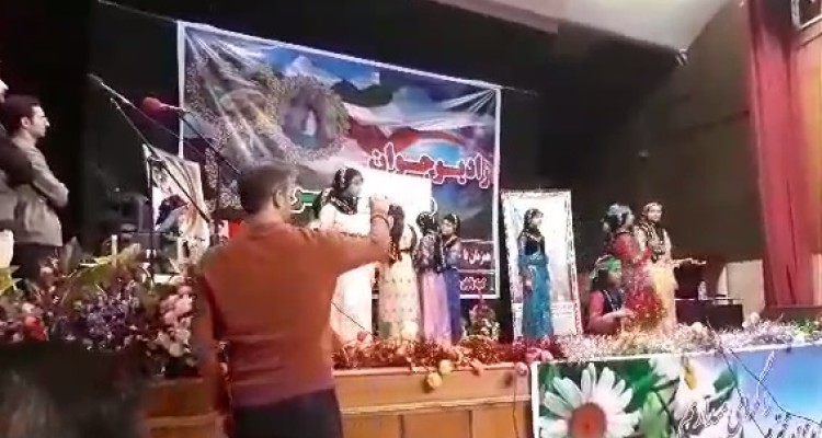 رادیو جوان در صحنه 3