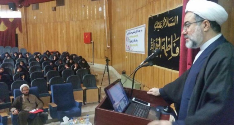 شهرستان صحنه میزبان همایش نقش روحانیون درپیشگیری ودرمان آسیب های اجتماعی شد