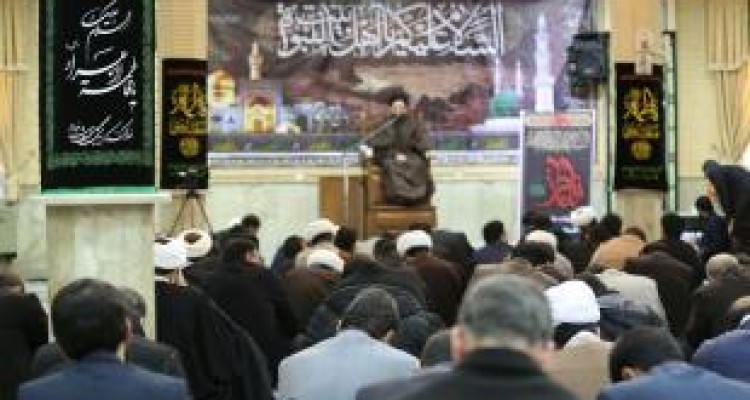 مراسم عزاداری سالروز شهادت حضرت زهرا(س) دردانشگاه آزاد کرمانشاه برگزار شد 