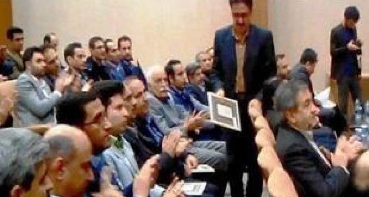 معلم روانسری بعنوان پژوهشگر برتر استان کرمانشاه معرفی شد 