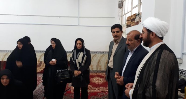  تولید فرش دستباف در صحنه نقش مهمی در ایجاد اشتغال و تحقق اقتصاد مقاومتی دارد