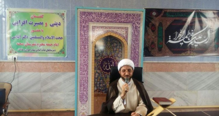 گفتمان دینی و بصیرت افزایی در دبیرستان پسرانه شهید رجایی بخش دینور برگزار شد +عکس