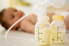 علایم و درمان کم آبی در بدن نوزاد