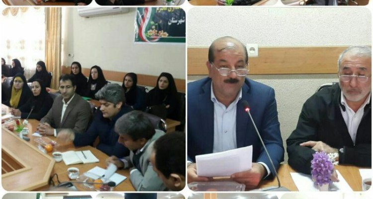 نشست مشترک مدیر کل ورزش وجوانان استان کرمانشاه با فرماندار و هیئتهای ورزشی صحنه برگزار شد