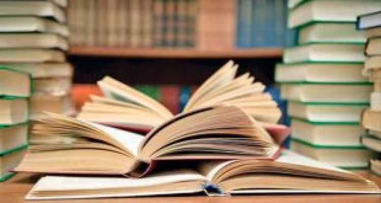 وجود یک میلیون و ۱۵۰ هزار جلد کتاب در کتابخانه‌های کرمانشاه 