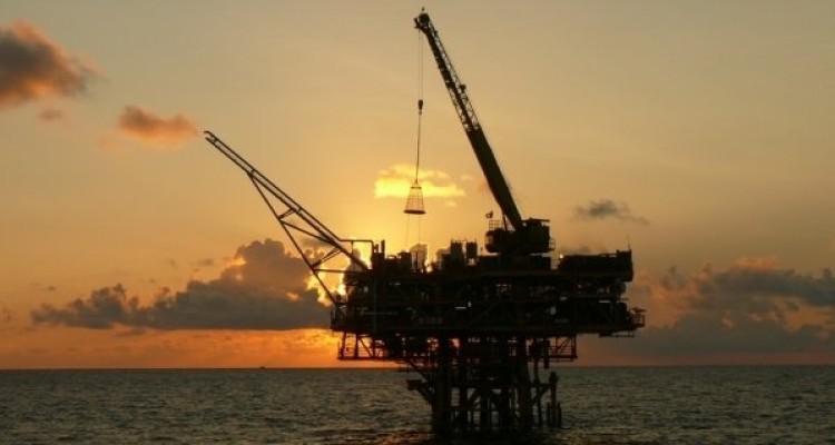 قیمت هر بشکه نفت سبک ایران در مرز ۷۰ دلار