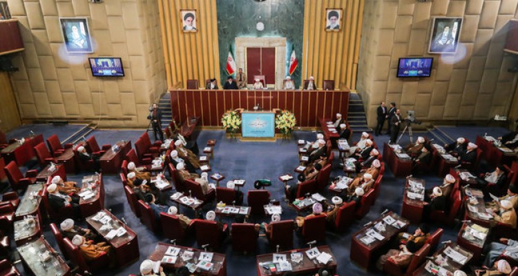 ماندن در برجام بدون اخذ تضمین خلاف منافع ملی است