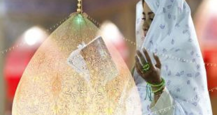 نورانیت و صفای دل از برکات ماه مبارک رمضان است 
