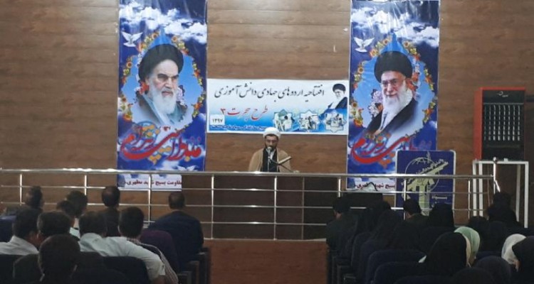 سپاه پاسداران بازوی توانمند انقلاب است