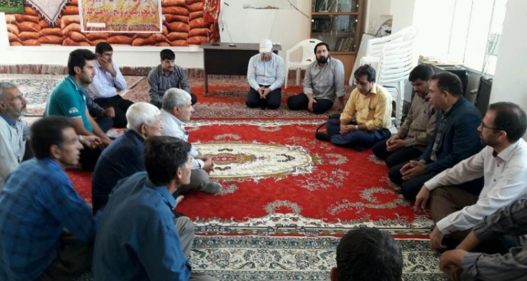 فعالیت گروه جهادی بسیج مهندسین کشاورزی صحنه در روستای درکه انجام شد