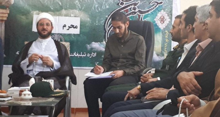 بسیاری از مشکلات کشور مربوط به مسولین نالایق داخلی است