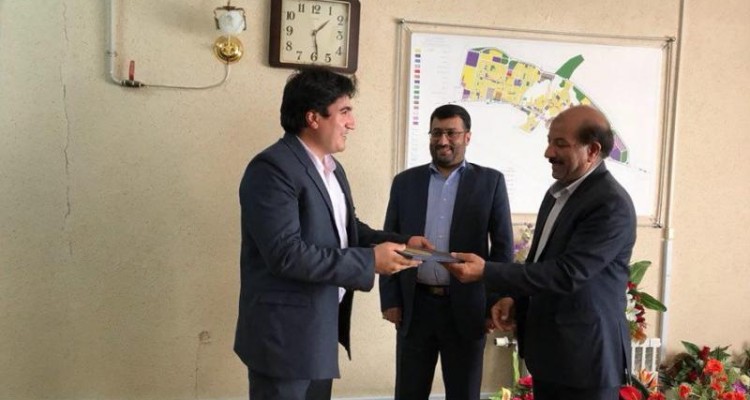 مراسم تودیع و معارفه ریس اداره  راه و شهرسازی شهرستان صحنه برگزار شد