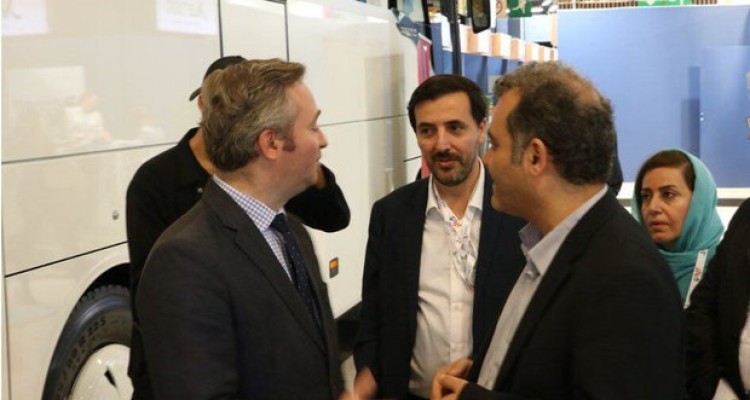فرانسه از سفر گردشگرانش به ایران حمایت می‌کند