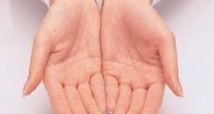  علت تعریق کفِ دست