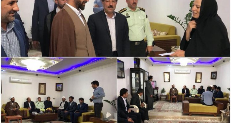 جمعی از مسئولین استانی و شهرستانی با خانواده شهدا در صحنه دیدار و سرکشی کردند 