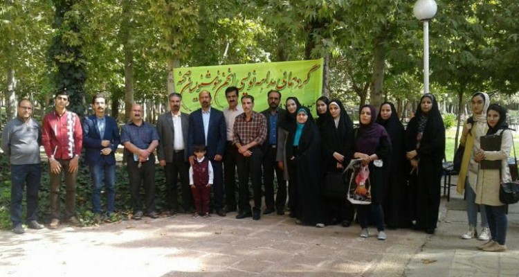 کارگاهها و بداهه نویسی انجمن خوشنویسان صحنه در پارک معلم برگزار شد