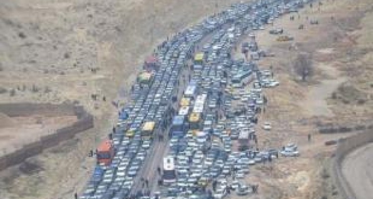 ترافیک در محور های کرمانشاه پرحجم ولی روان است 