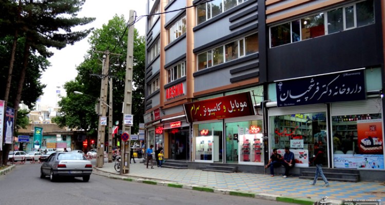 عدم نظارت بر اجاره بهای مغازه‌های سطح شهر صحنه / قیمت های نجومی در شهر