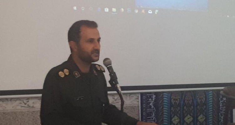 بصیرت یک ابزار برای تشخیص حق از باطل است