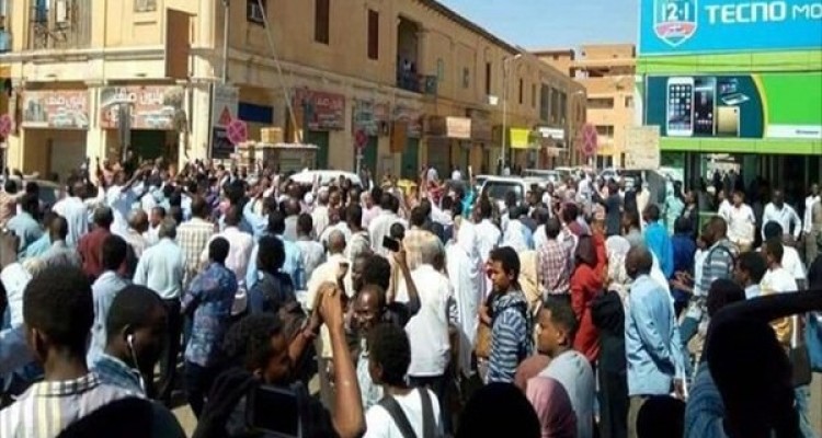 یک کشته و ۶ زخمی در اعتراضات سودان