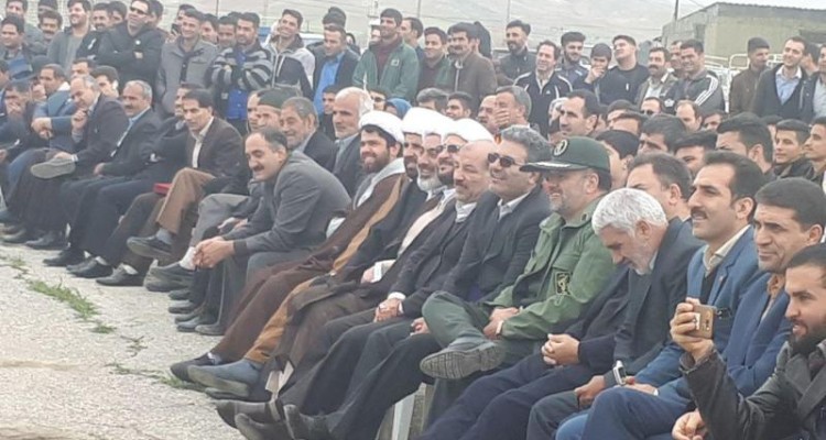جشن انقلاب در صحنه برگزار شد