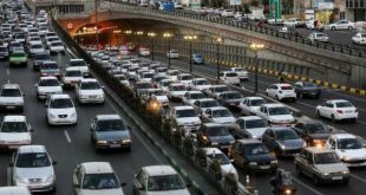 ترافیک نیمه سنگین بر جاده‌های استان کرمانشاه حاکم است 