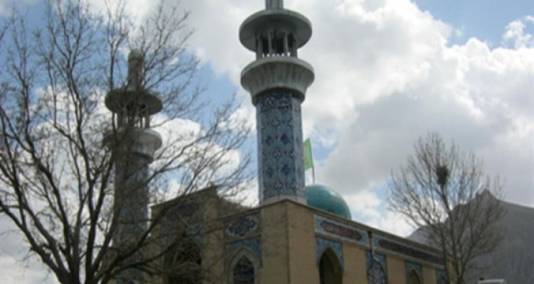 امامزاده خلیل الله گروس میزبان گردشگران نوروزی است
