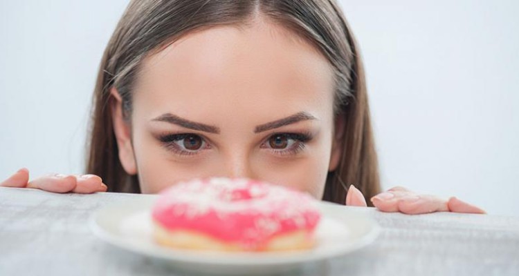 رژیم لاغری در دوران شیردهی با بدنتان چه می‌کند؟