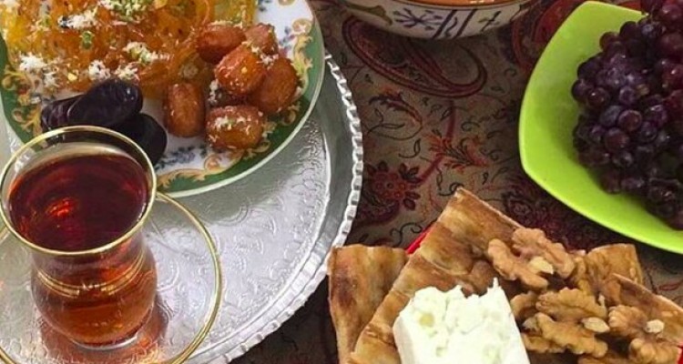 غذاهایی که نباید سحری خورد/ افطار و شام یکی شود
