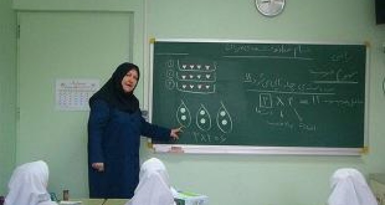 مهر ماه امسال هیچ کلاس درسی بدون معلم نمی‌ماند 
