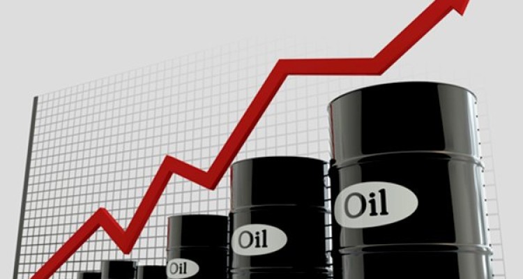 جهش ۲درصدی قیمت نفت خام با کاهش ذخایر انبارهای آمریکا