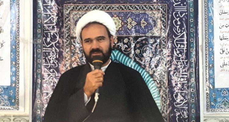  دشمن باتمام توان به دنبال ضربه زدن در عرصه اقتصادی است