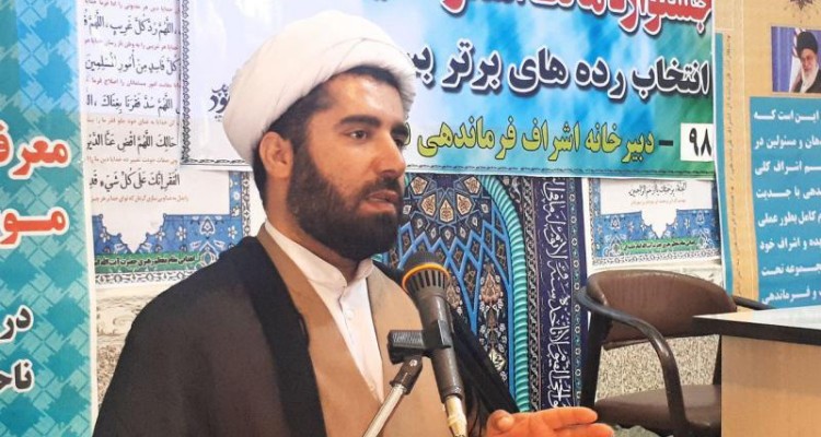 تفکر بسیجی سد محکم در برابر توطئه های دشمن است