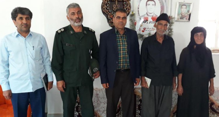 فرهنگ ايثار و شهادت بايد در ميان نسل جوان كشور نهادينه شود