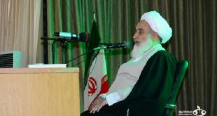 قدردانی آیت الله علما از مجموعه سپاه برای خدمت‌رسانی در اربعین 