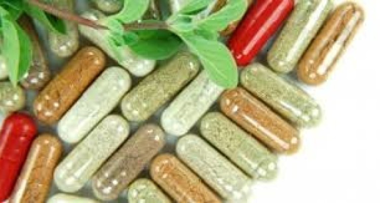  آیا استفاده از داروهای گیاهی، واقعاً بی‌خطر است؟