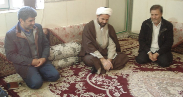 مدیرکل بنیاد شهید کرمانشاه از 4 خانواده ایثارگر شهرستان صحنه دیدار کرد + عکس