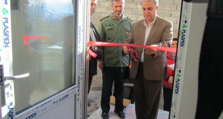 10 باب واحد مسکونی مددجویی در روستاهای کنگاور افتتاح شد 