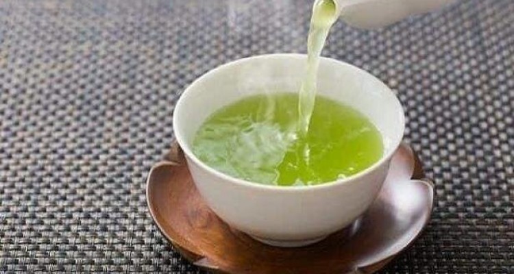 چای سبز به همراه ورزش برای افراد مبتلا به کبدچرب مفید است