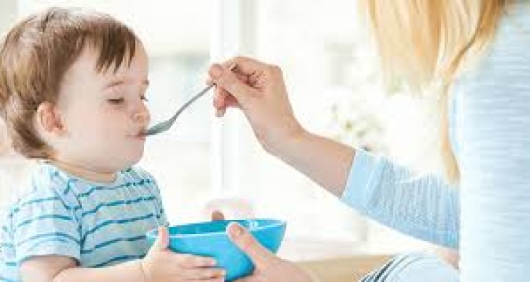 همه آنچه که باید درباره شیر خشک و غذای ارگانیک کودک بدانید