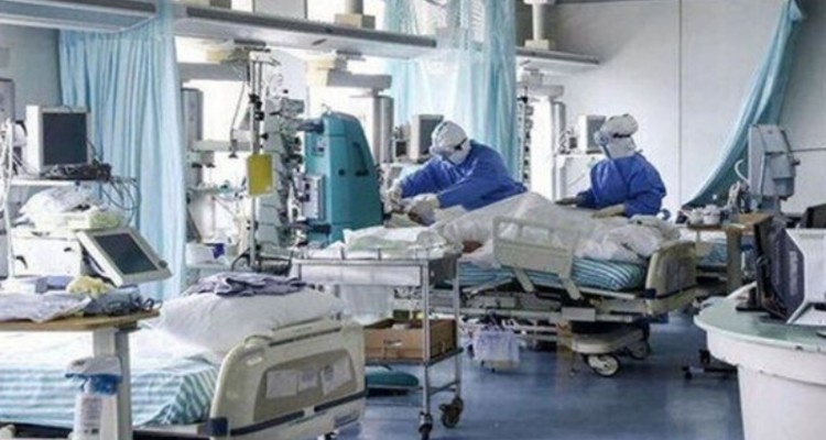  حوزه درمان کرمانشاه با تداوم وضعیت فعلی کرونا قادر به خدمات‌رسانی حجم زیاد مراجعان نخواهد بود