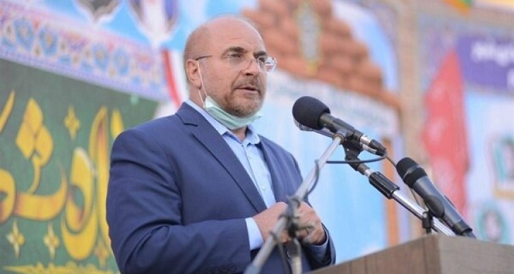  ۸۰ درصد اقتصاد به دولت متکی است/ به جوانان اعتماد کنیم