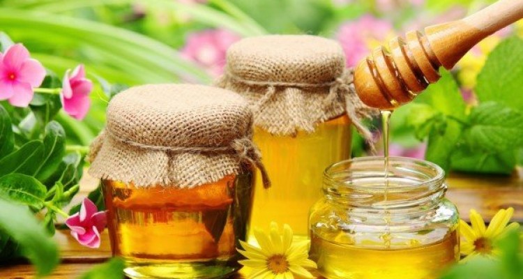 ترکیب سیاه دانه و عسل قادر به درمان بیماری کووید ۱۹ است