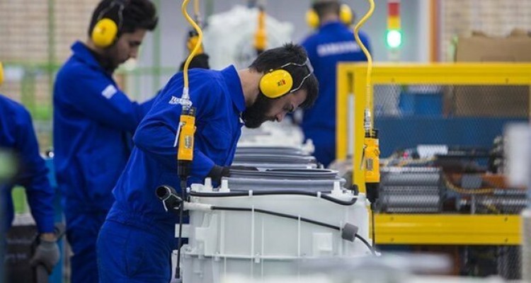 حدود ۴۰ دانشگاه عملکرد ضعیفی در ارتباط با صنایع دارند