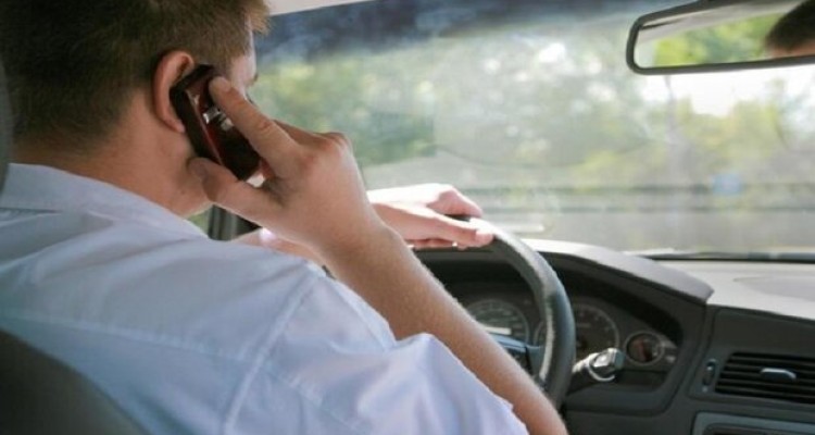 افزایش آسیب های اسکلتی عضلانی در کاربران تلفن همراه