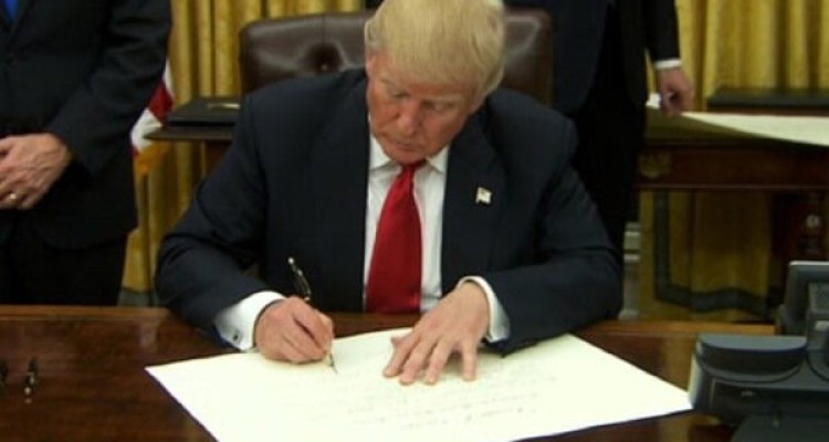 ترامپ تامین بودجه فدرال را یک هفته تمدید کرد