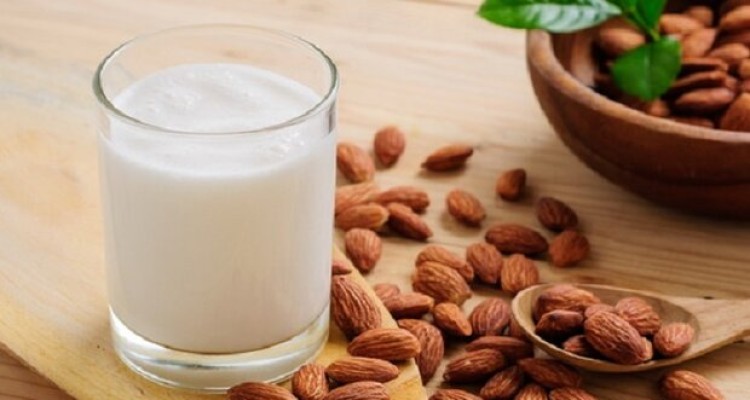 تغذیه مناسب شب های امتحان/روش های بهبود عملکرد مغز